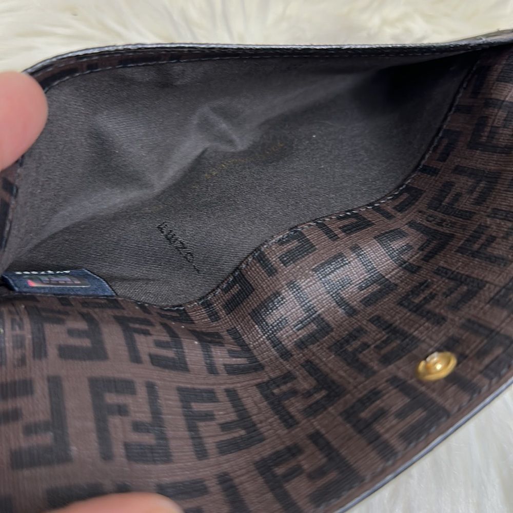 💯Authentic Fendi Monogram Large FF Logo🍀 - Picture 4 of 17